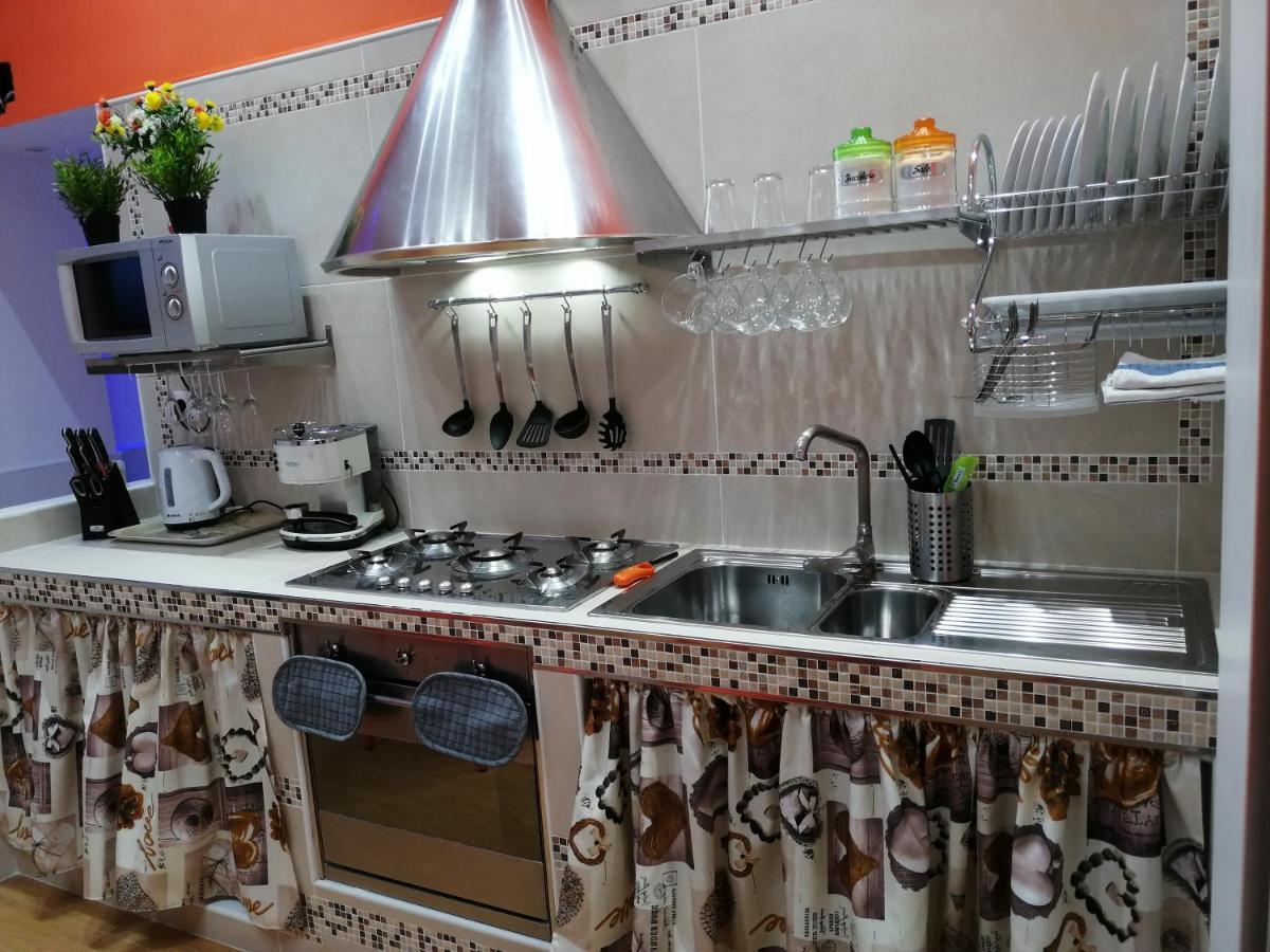 Bed and Breakfast Red House Napoli Esterno foto