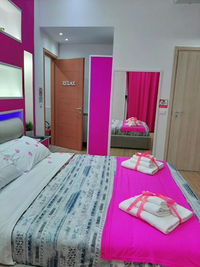 Bed and Breakfast Red House Napoli Esterno foto