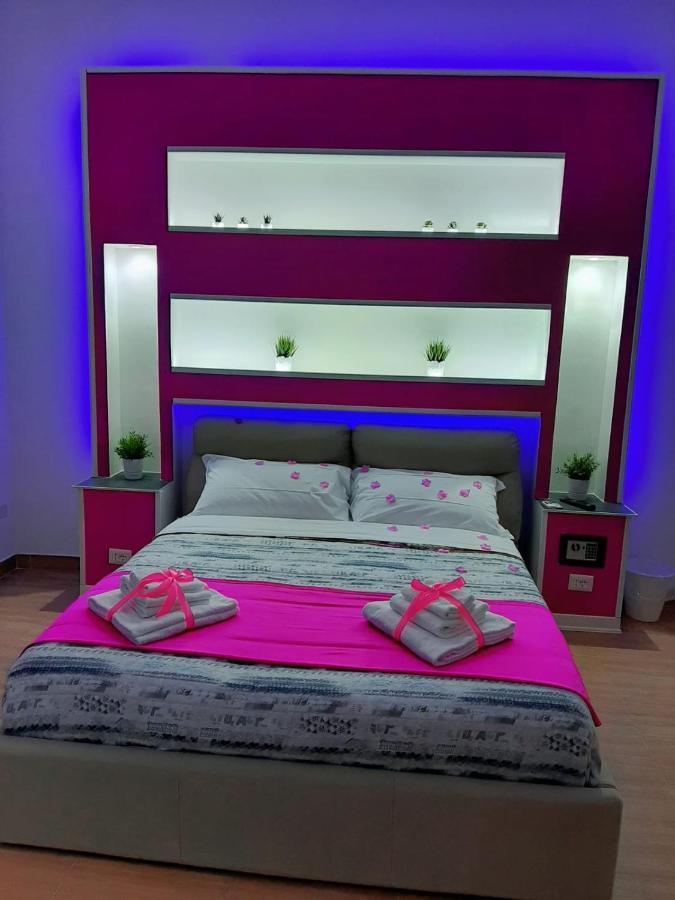 Bed and Breakfast Red House Napoli Esterno foto