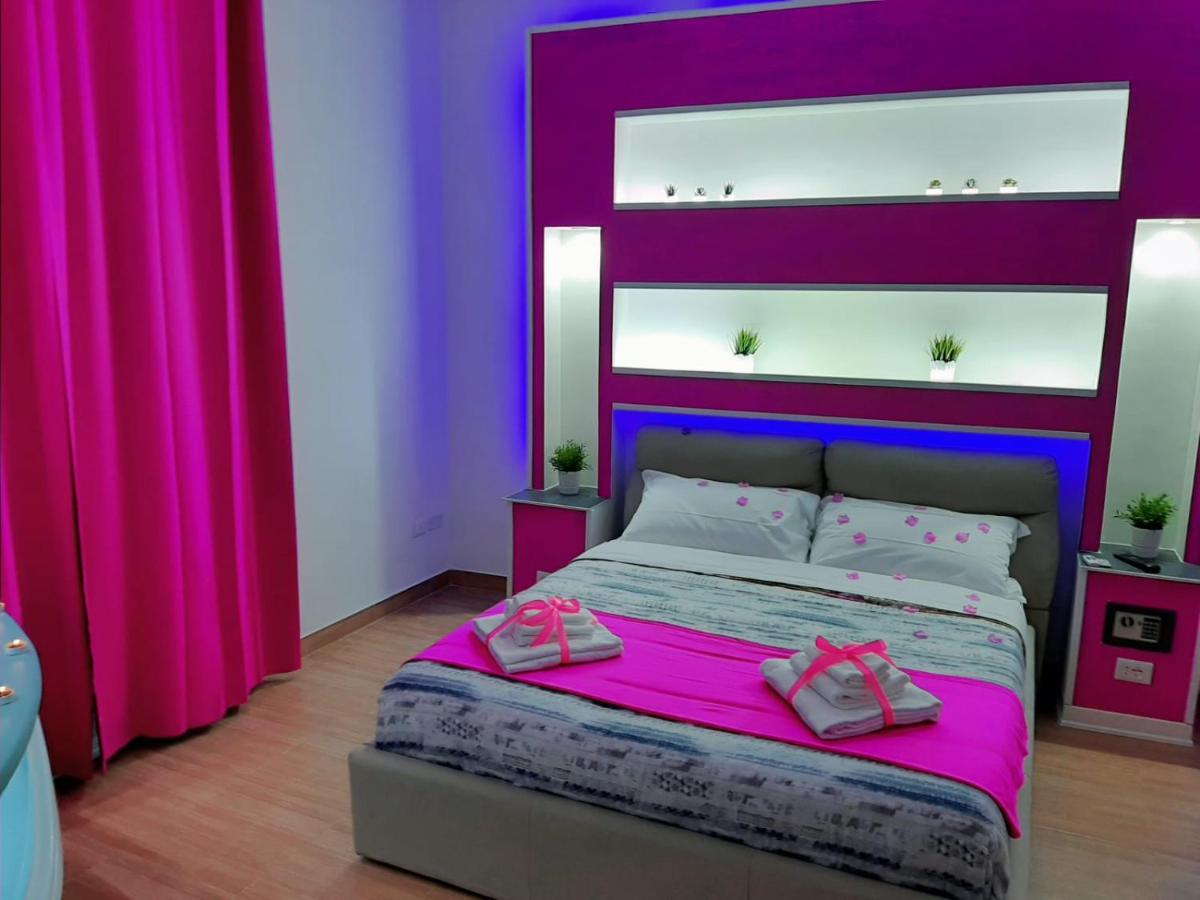 Bed and Breakfast Red House Napoli Esterno foto