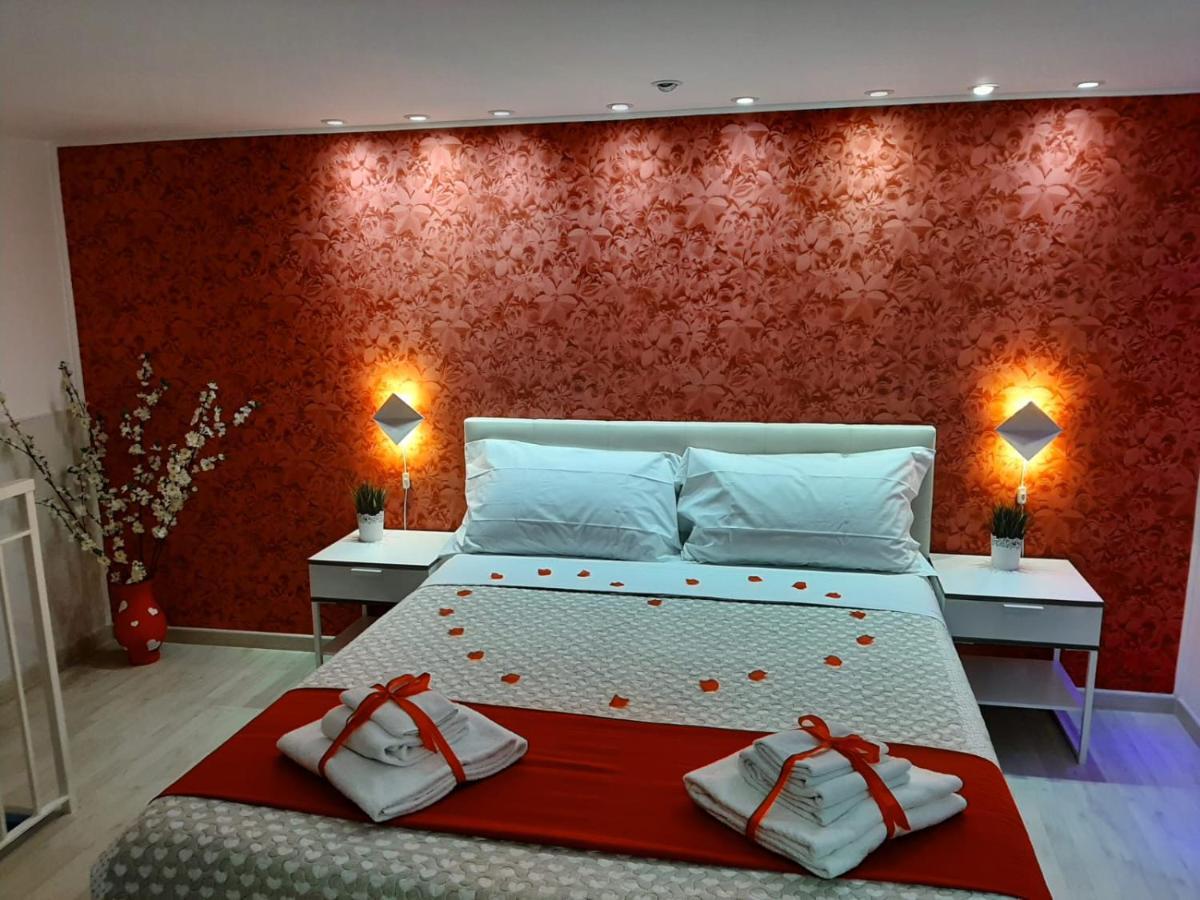 Bed and Breakfast Red House Napoli Esterno foto