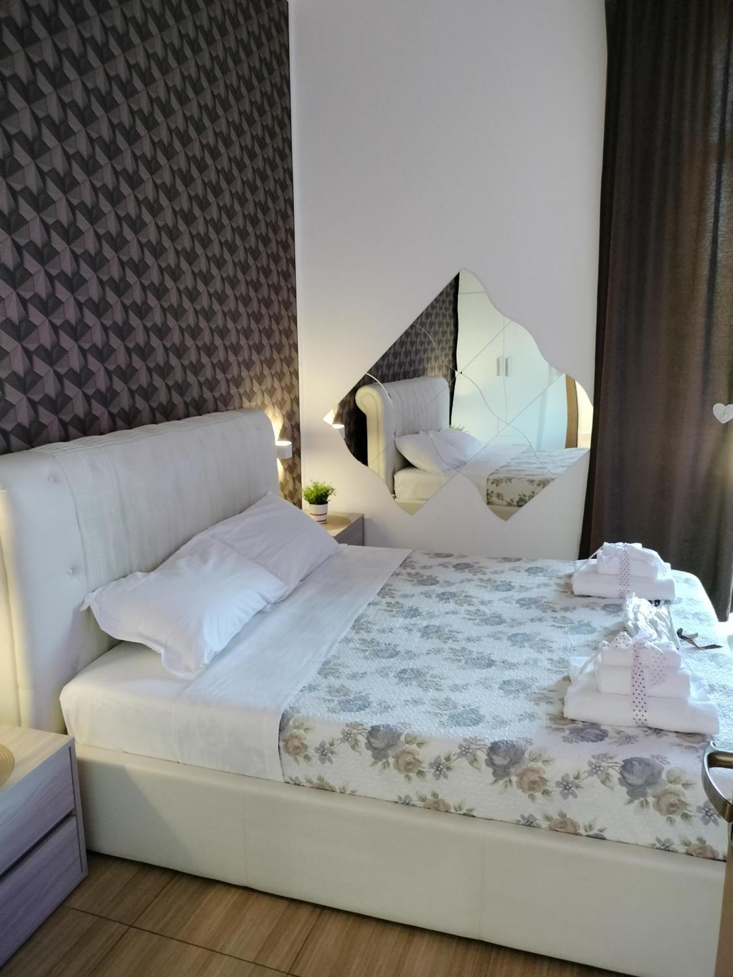 Bed and Breakfast Red House Napoli Camera foto